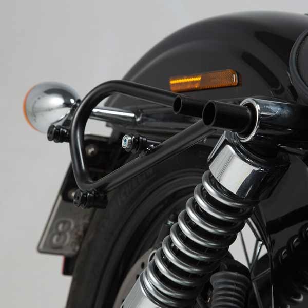 Soporte lateral SW-Motech Harley-Davidson modelos Dyna (09-17)