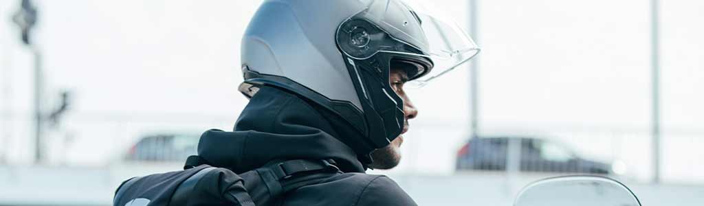 Jet helmet: safety and style for the city.