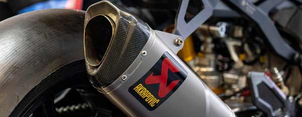Akrapovic exhausts and silencers